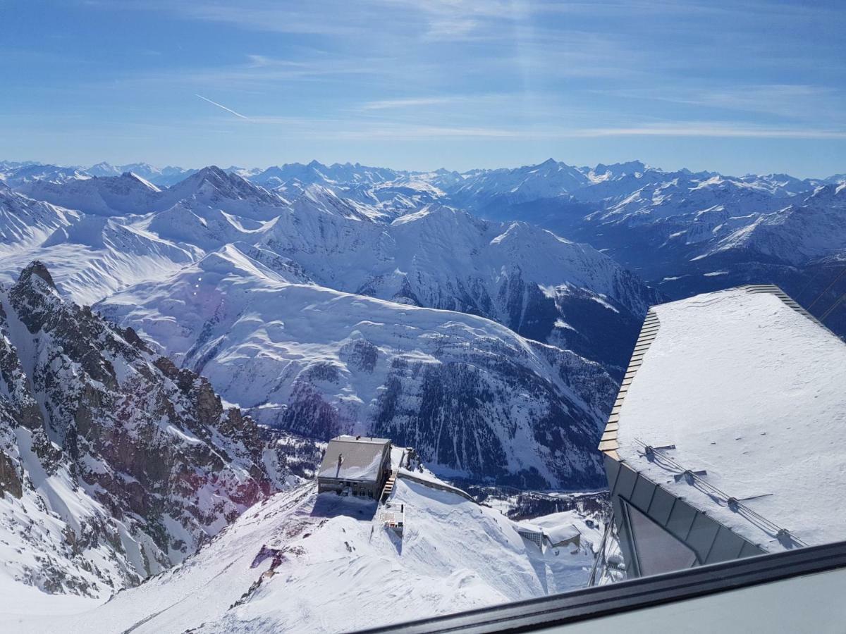 Maison I Love Mont Blanc Courmayeur Exterior photo