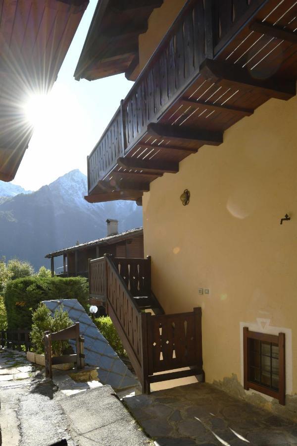 Maison I Love Mont Blanc Courmayeur Exterior photo